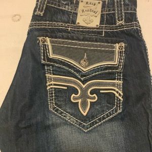 Rock revival Dino shorts